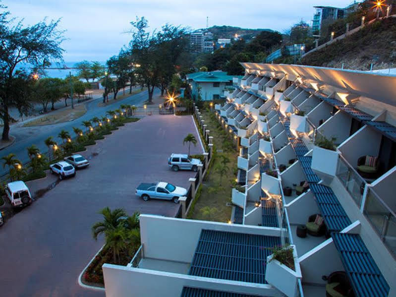 Ela Beach Hotel Порт Морсби Екстериор снимка